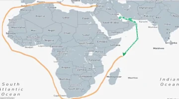 ناقلات النفط السعودية تتبع مسارًا أطول عبر رأس الرجاء الصالح لتجنب المخاطر في طريق سوريا
